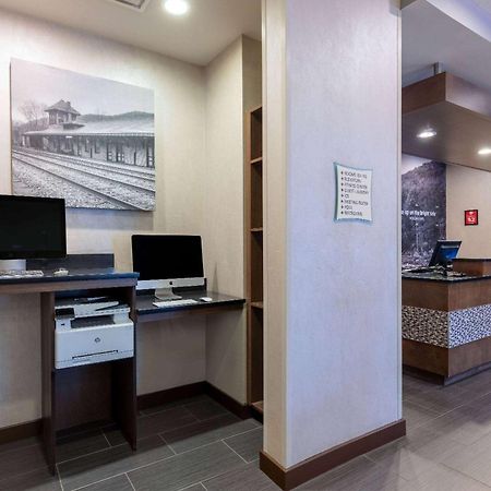 La Quinta By Wyndham Morgantown Hotel Kültér fotó